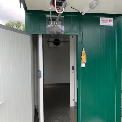 container with anteroom 4x2 2